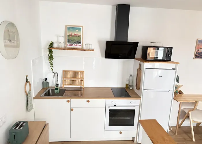 Lejlighed Le Japandi Maison Confortable Et Calme A Libourne